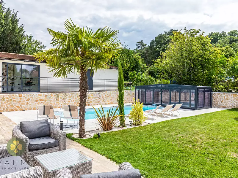 Maison, 315 m²