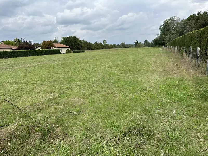 Terrain, 1 380 m²