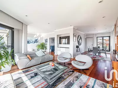 Appartement, 239 m²