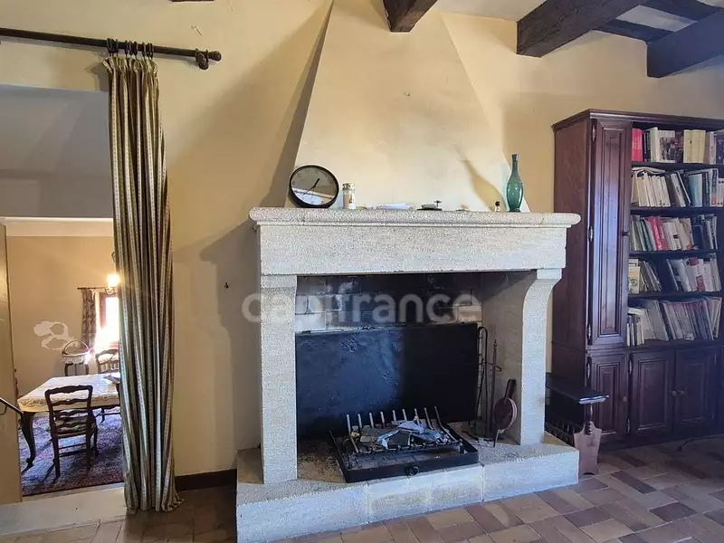 Maison, 330 m²