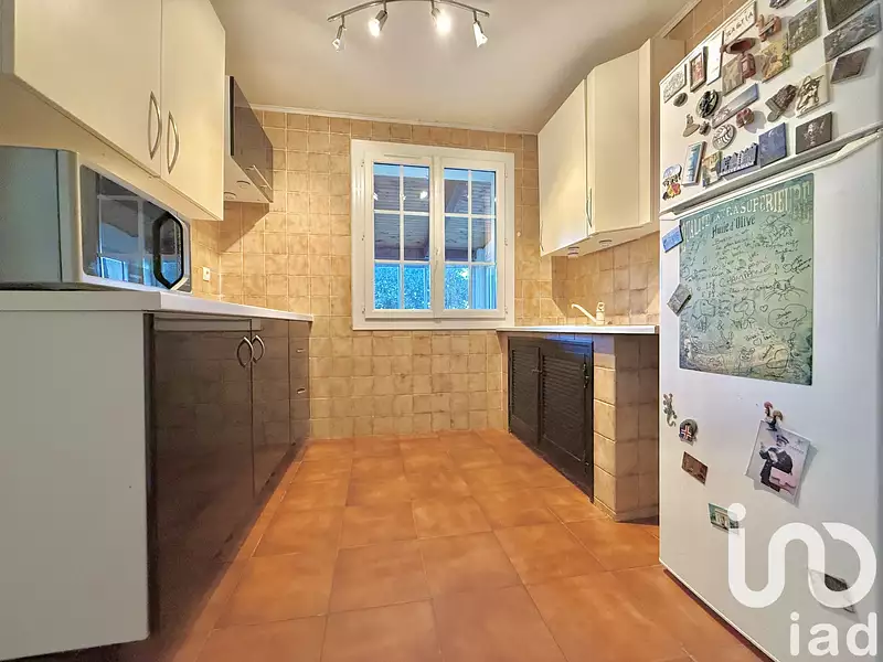 Maison, 240 m²