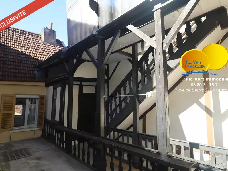 Immeuble, 128 m²
