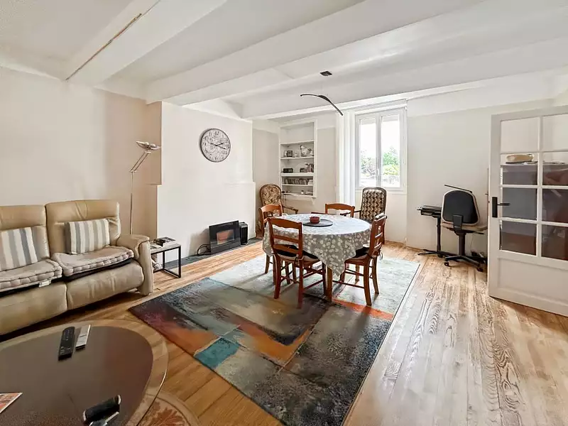 Maison, 77 m²