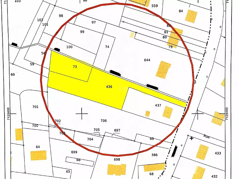 Terrain, 2 214 m²