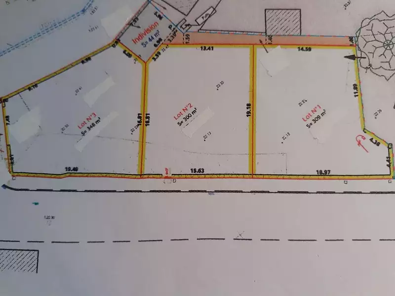Terrain, 300 m²
