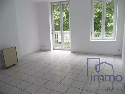 Immeuble, 595 m²