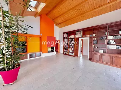Maison, 330 m²