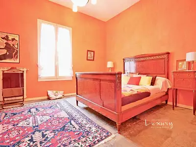Maison, 335 m²