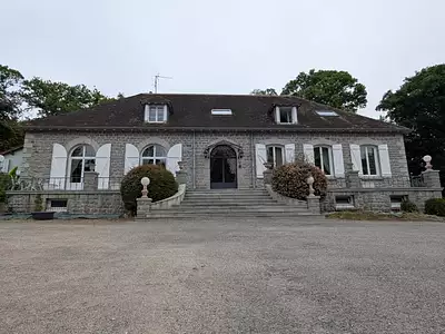 Maison, 296 m²