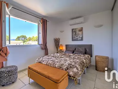 Maison, 267 m²