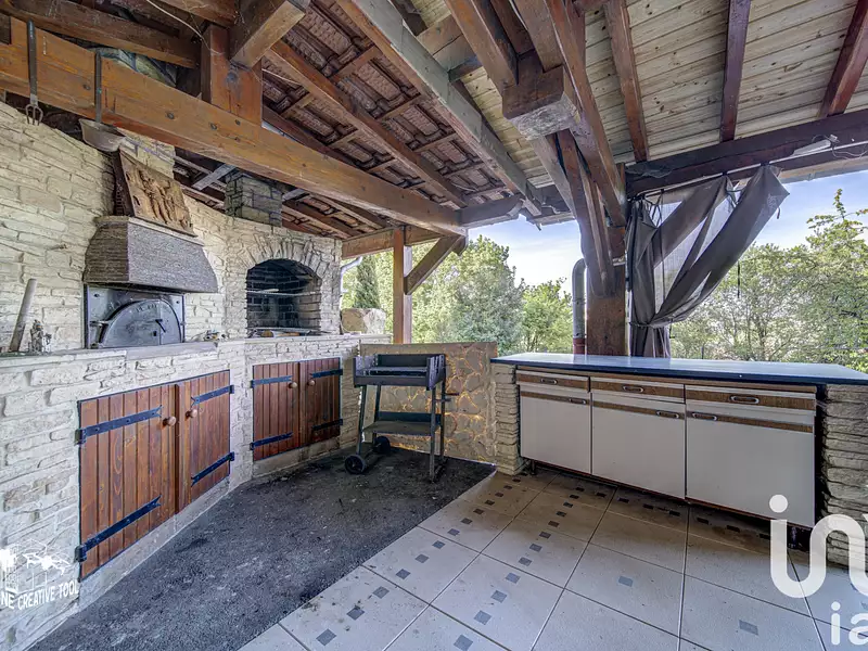 Maison, 251 m²