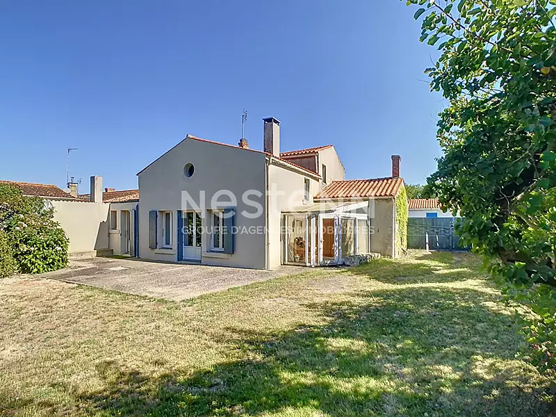 Maison, 162 m²