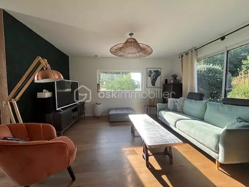 Maison, 203 m²