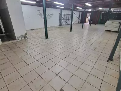 Divers, 296 m²