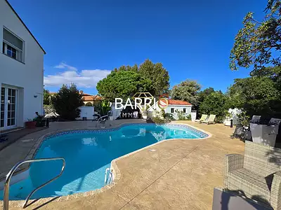 Maison, 195 m²