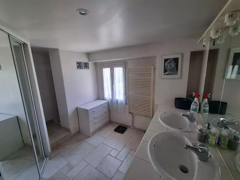 Maison, 376 m²