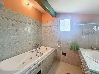 Maison, 300 m²