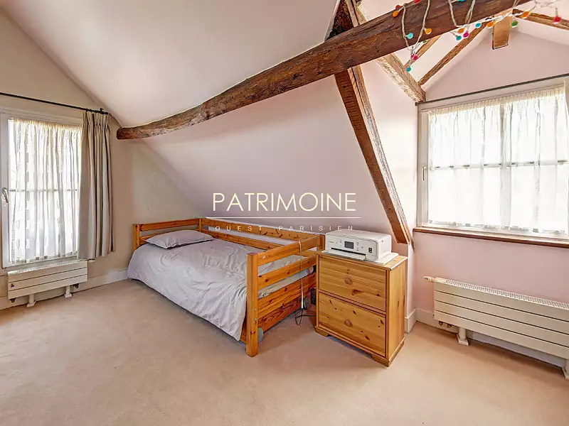 Maison, 240 m²
