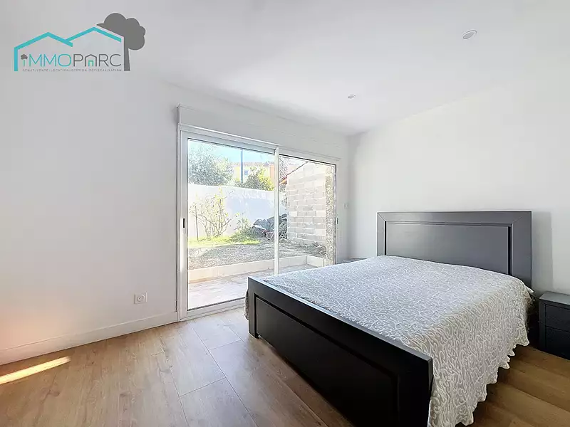 Maison, 225 m²