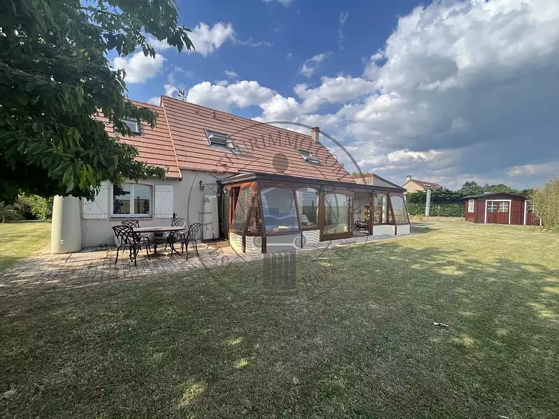 Maison, 161,06 m²