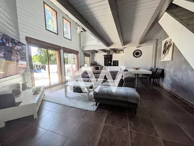 Maison, 114 m²