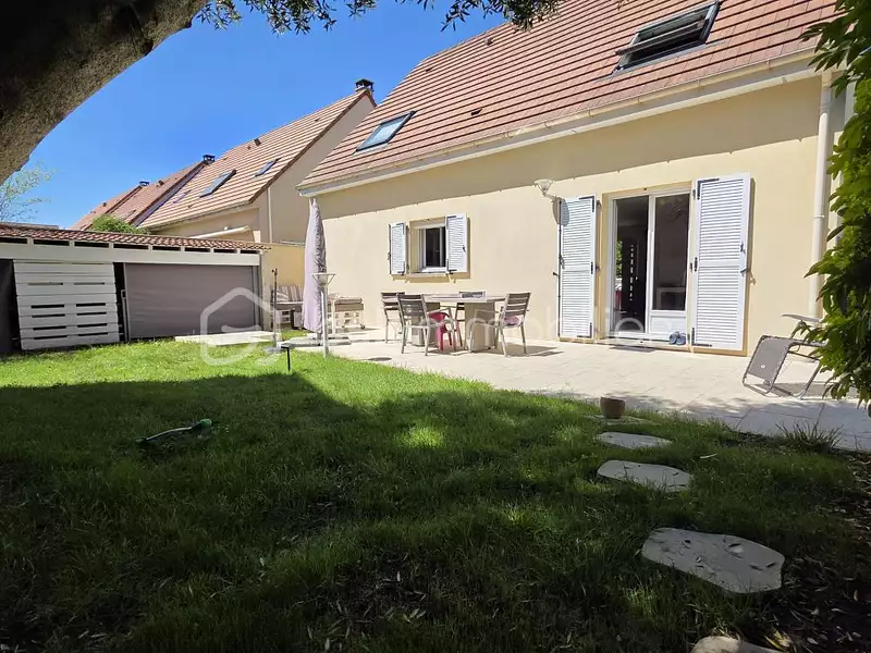 Maison, 111 m²