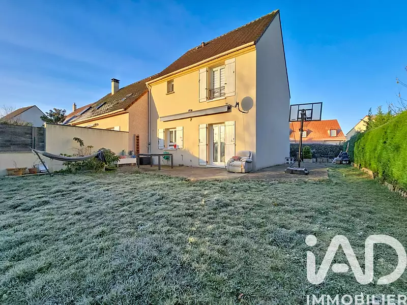 Maison, 92 m²