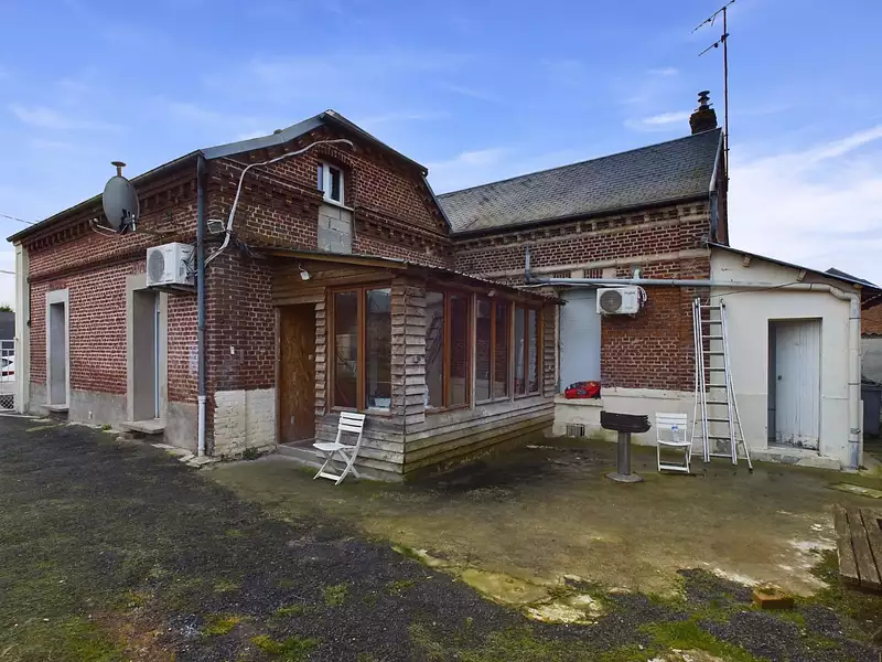 Maison, 169 m²