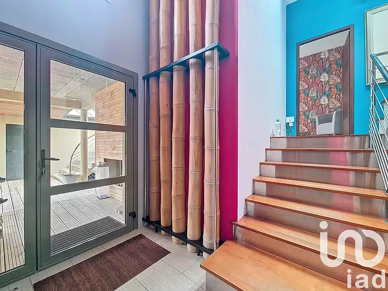 Maison, 235 m²
