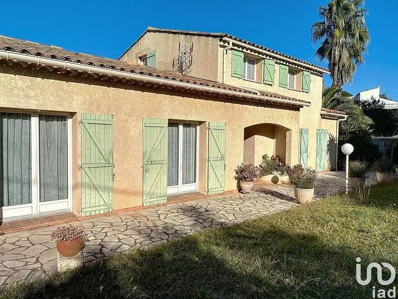 Maison, 210 m²