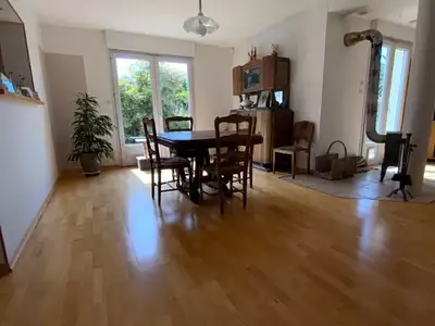 Maison, 329 m²