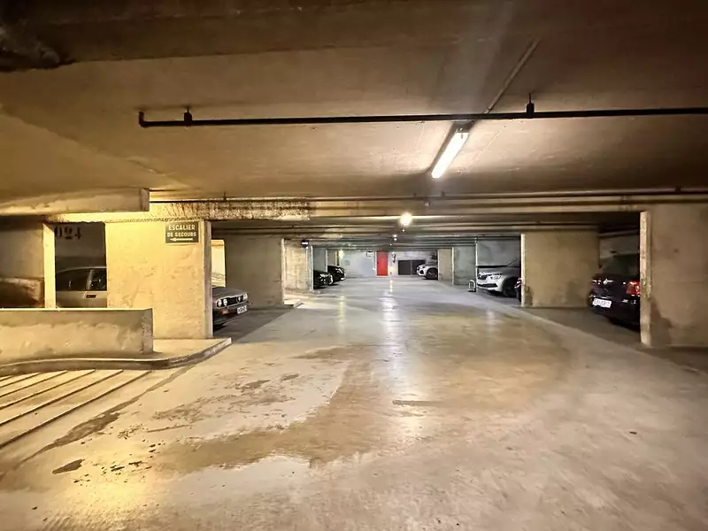 Parking, 15 m²
