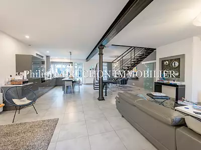 Maison, 315 m²