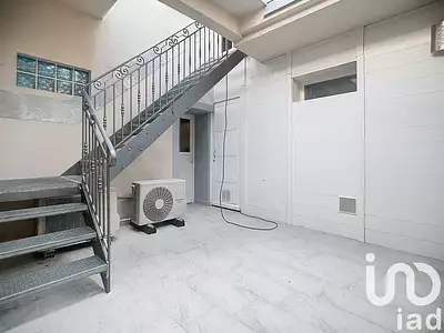 Immeuble, 374 m²