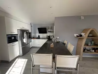 Maison, 185 m²