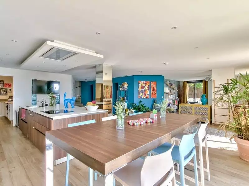 Maison, 287 m²
