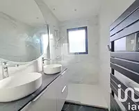 Maison, 216 m²