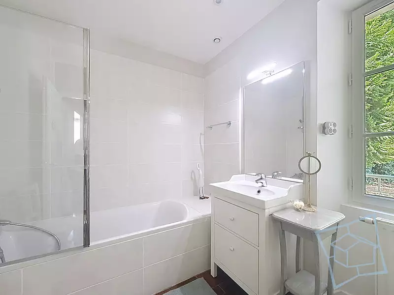 Maison, 312 m²