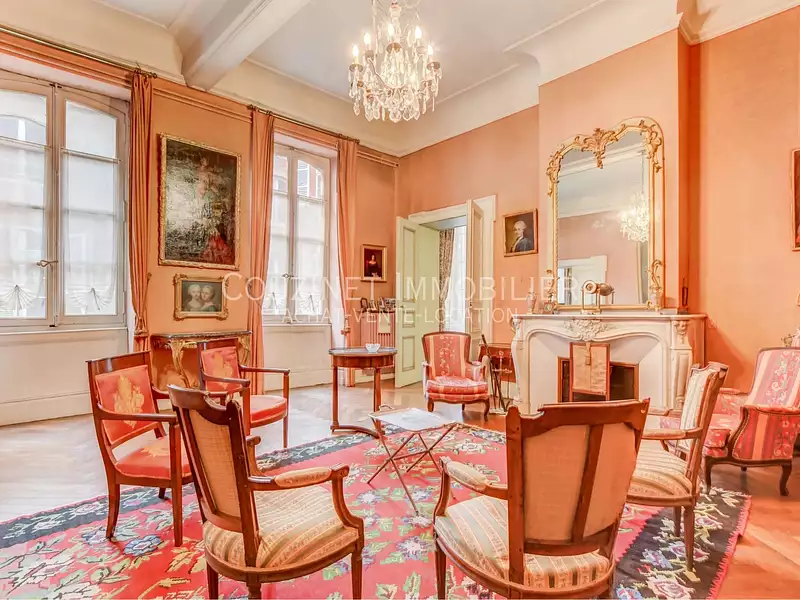 Appartement, 261 m²