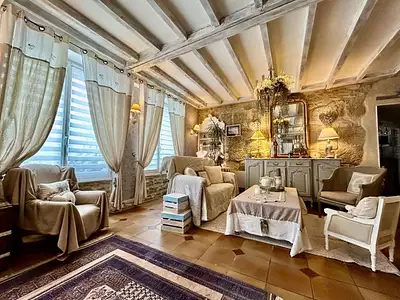 Maison, 1 300 m²