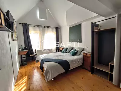 Maison, 235 m²