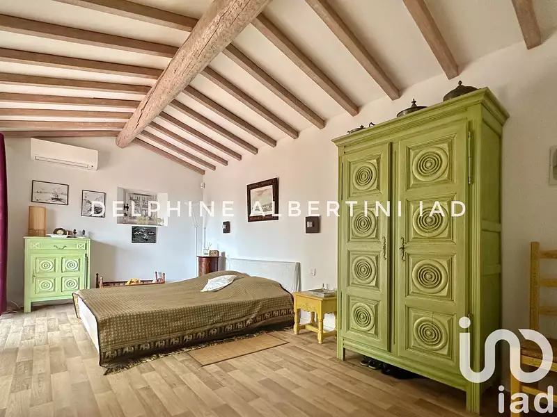 Maison, 245 m²