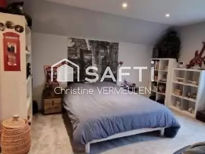 Maison, 255 m²