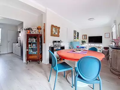 Maison, 99 m²