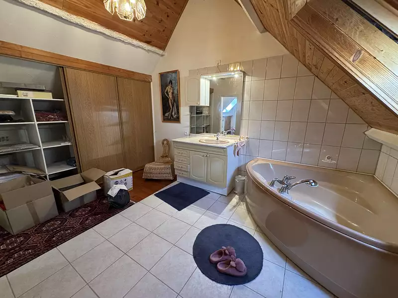 Maison, 163 m²