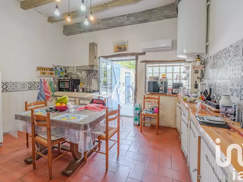 Maison, 300 m²