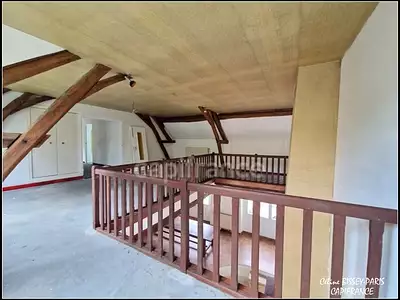 Maison, 245 m²