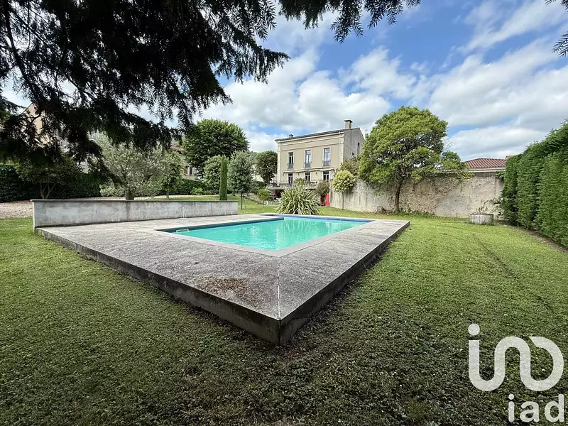 Maison, 390 m²
