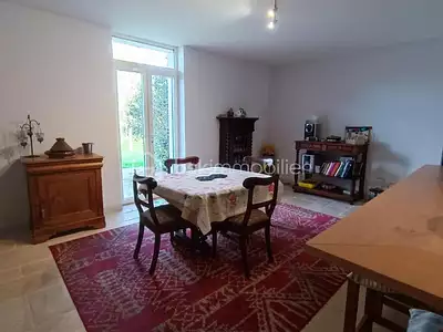 Maison, 245 m²