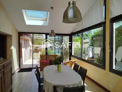 Maison, 174 m²